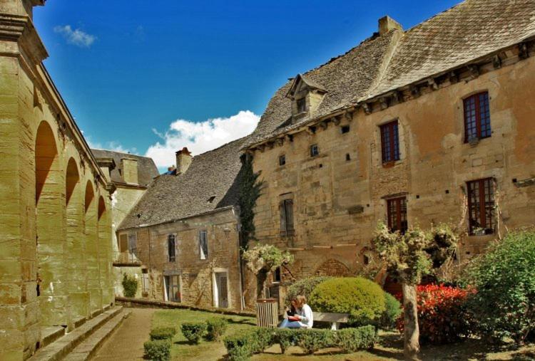 Petite Maison En Pierre Au Coeur Du Perigord Noir Proche De Sarlat Et Rocamadour Salignac Eyvigues Екстер'єр фото